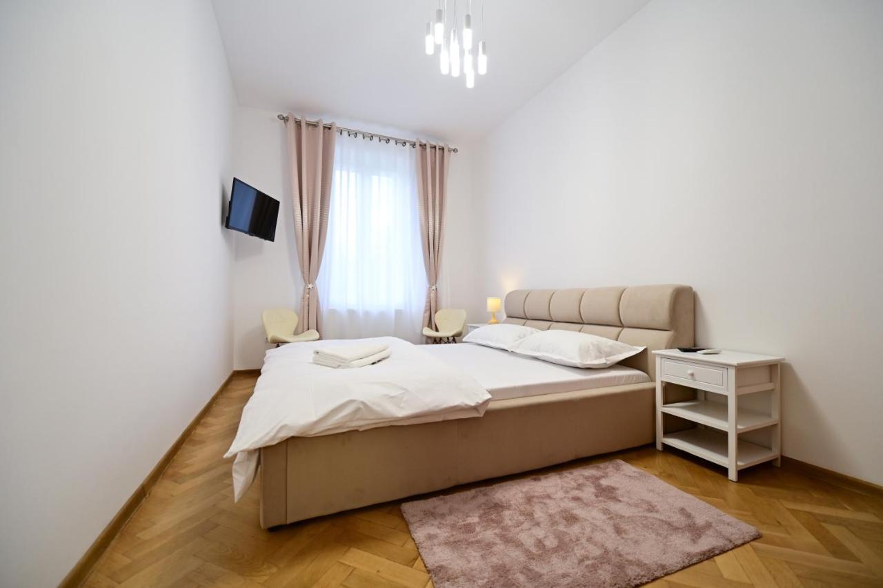 Flh - Kaly'S Place Сибиу Экстерьер фото