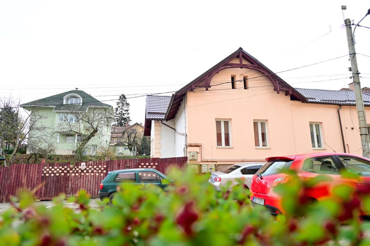 Flh - Kaly'S Place Сибиу Экстерьер фото